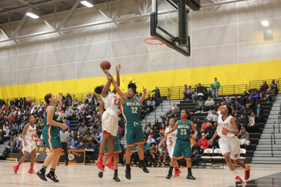 Girls Basketball Continues to Succeed